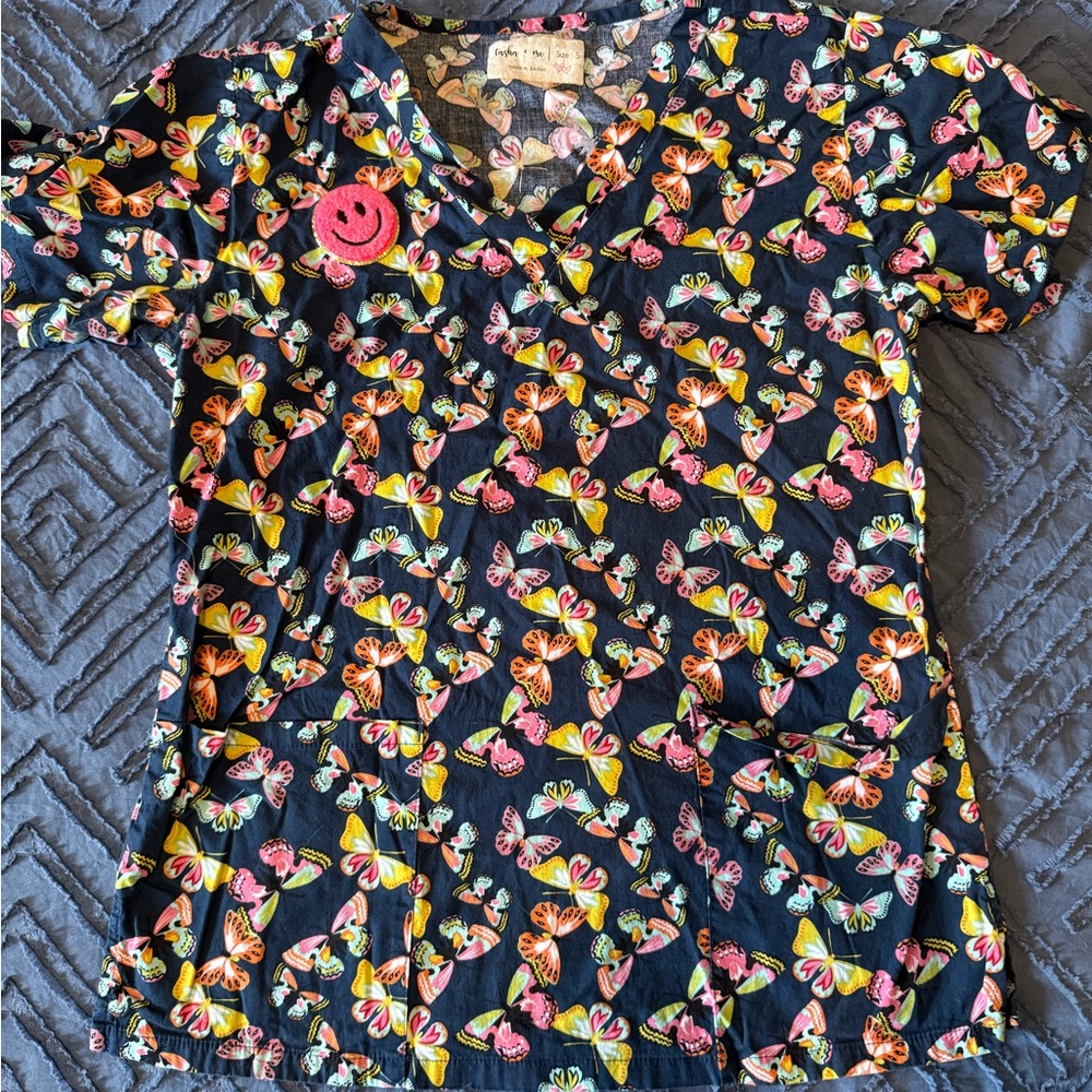 Colorful Butterfly Print scrub Shirt